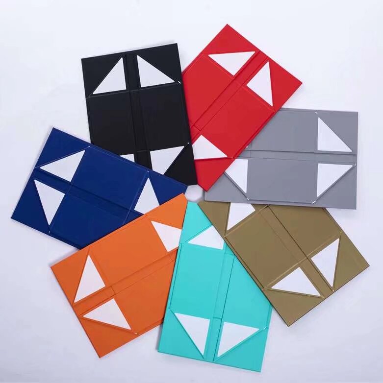 JayhooPackaging's tweet photo. Are you looking for packaging manufacturer? We can provide one-stop service from design to finished products. Feel free to email us (sales@jayhoopackaging.com) for your needs. #packagingsolutions #packagingdesigns #luxurypackaging #design #ecopackaging https://t.co/T01WP19Js9