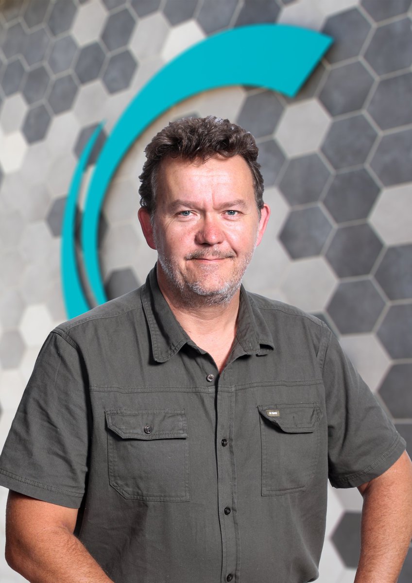 Stockfarmmag's tweet photo. Dr Peter Plumstead, innovation director at #Chemuniqué, recently received a 2024 Poultry Science Association’s Mentorship Award for his contribution as a life #mentor to the industry. Read more about it here: https://t.co/VegEZaiWn4 #PoultryIndustry #PoultryScienceAssociation https://t.co/Gwu7NsABbj