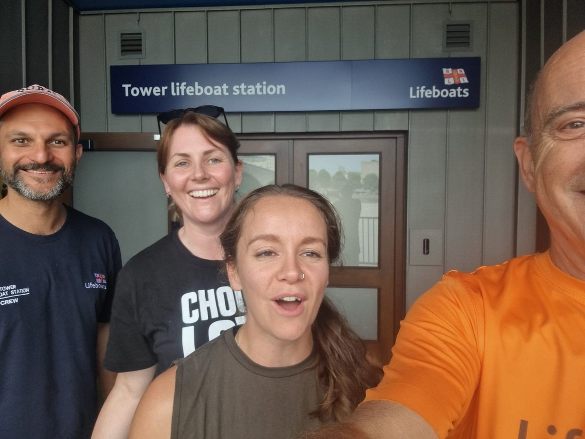 sewheatley's tweet image. Great fun to do 1 of the 100, 2 mile runs with RNLI mates @PhotoLauraLewis  @ZapleEmma @NickSammons to raise funds for the RNLI.
For more info please go to justgiving.com/page/stephen-w…
