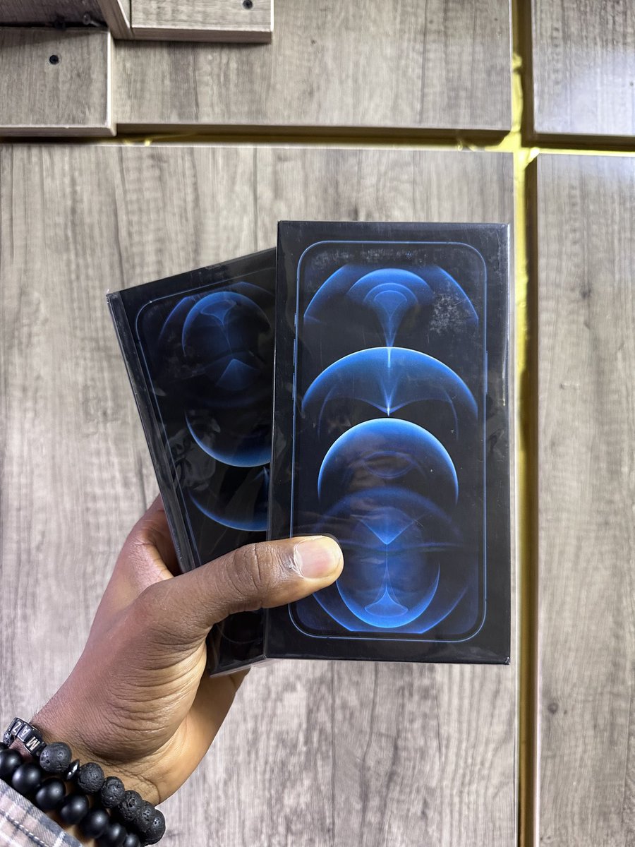 MaziBillions's tweet image. Available Now ‼️‼️

Openbox 12proMax  128gb 
Change screen original from Apple 

Price: N670,000

Nationwide Delivery 🚚 
Pick from store (computer village ikeja)
Call : 09162965794

Pls retweet 🙏🏻