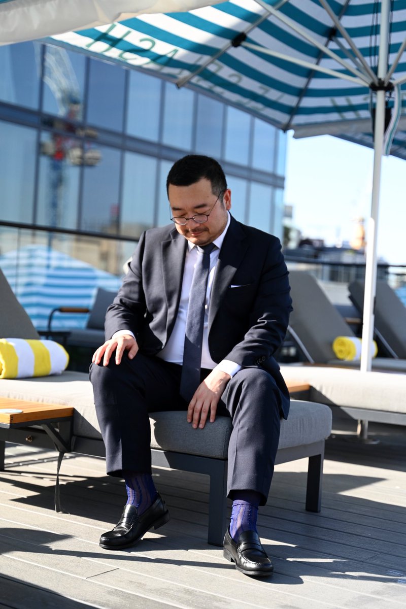 PotatoUncleAu's tweet photo. 快適な陽光
#dappermen #shoefetish #熊熊 #男士丝袜 #oxfordshoes #classicsuits #sockfetish #gentlemanstyle #ootdmen #maturemenstyle #正装控 #中年大叔 #锦纶 https://t.co/3KDXd5yufF