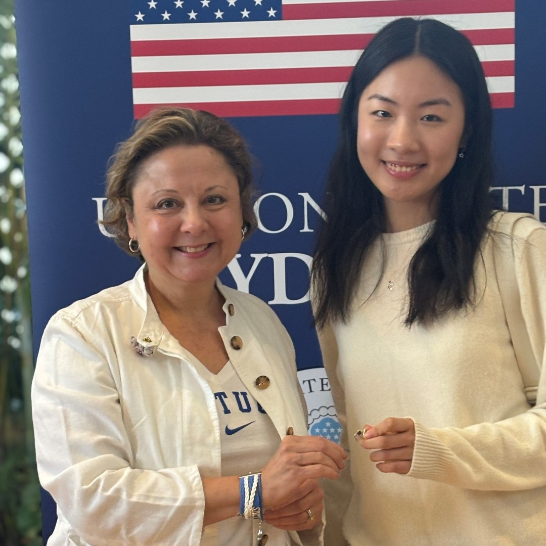 Queenwood alumna Nikki Han (Q2023) was hosted by US Consul General Christine Elder to celebrate the achievements of Australian students set to begin their undergraduate studies in the USA. Nikki will be attending Princeton University to study in Humanities and Social Sciences.