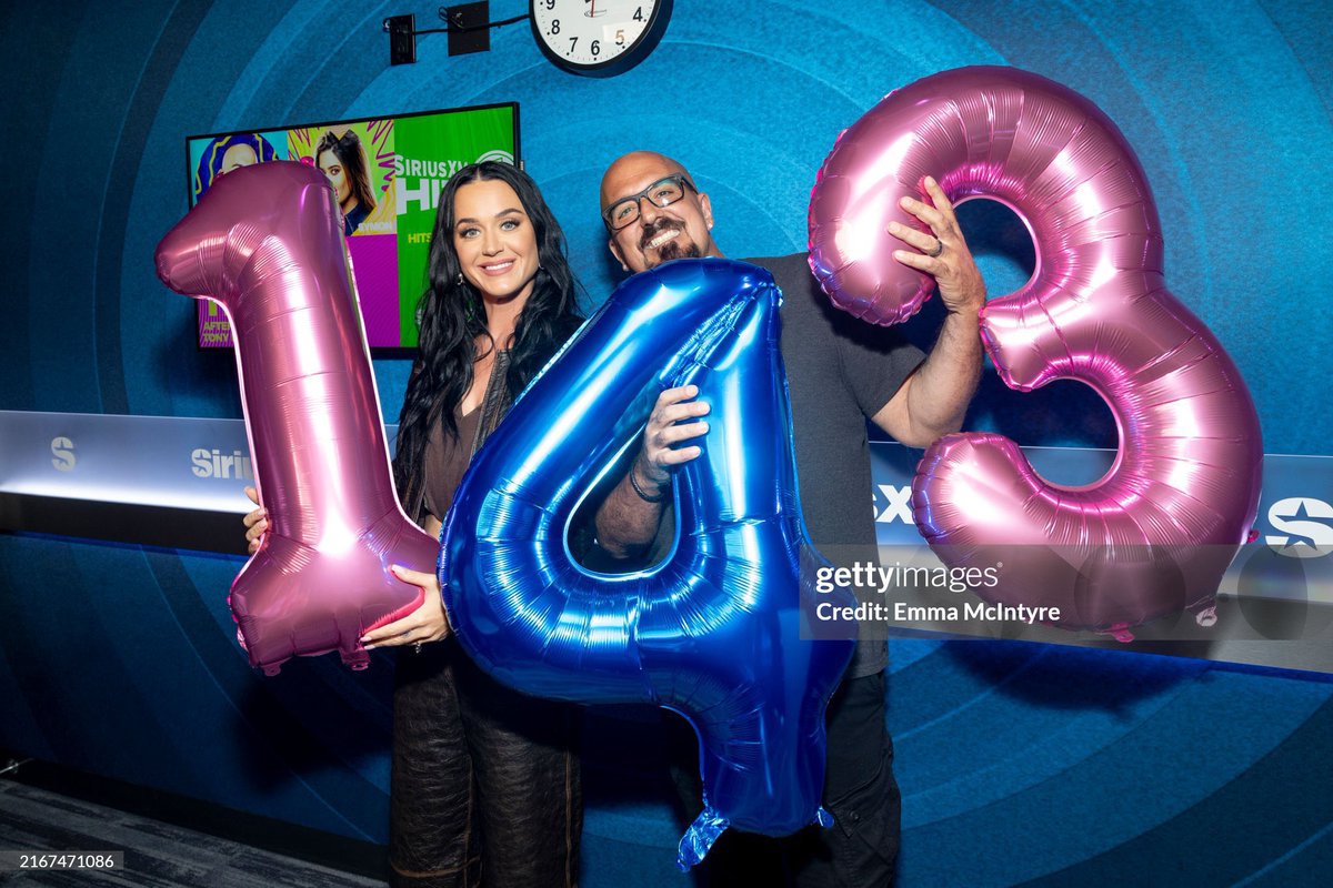 KATY PERRY SPAIN tweet media