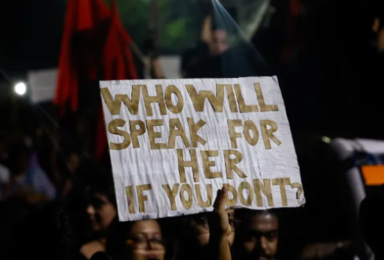 KhanPetaline's tweet photo. “What is equality under the Constitution if women cannot be safe in their workplace?”
“Nation cannot await another rape to take some steps.”
#RGKarMedicalCollegeHospital #SupremeCourt #BengalPolice #RGKarHospital #RapeMurderCase #Doctors_on_strike #JusticeForMoumita https://t.co/GHBRijthxA
