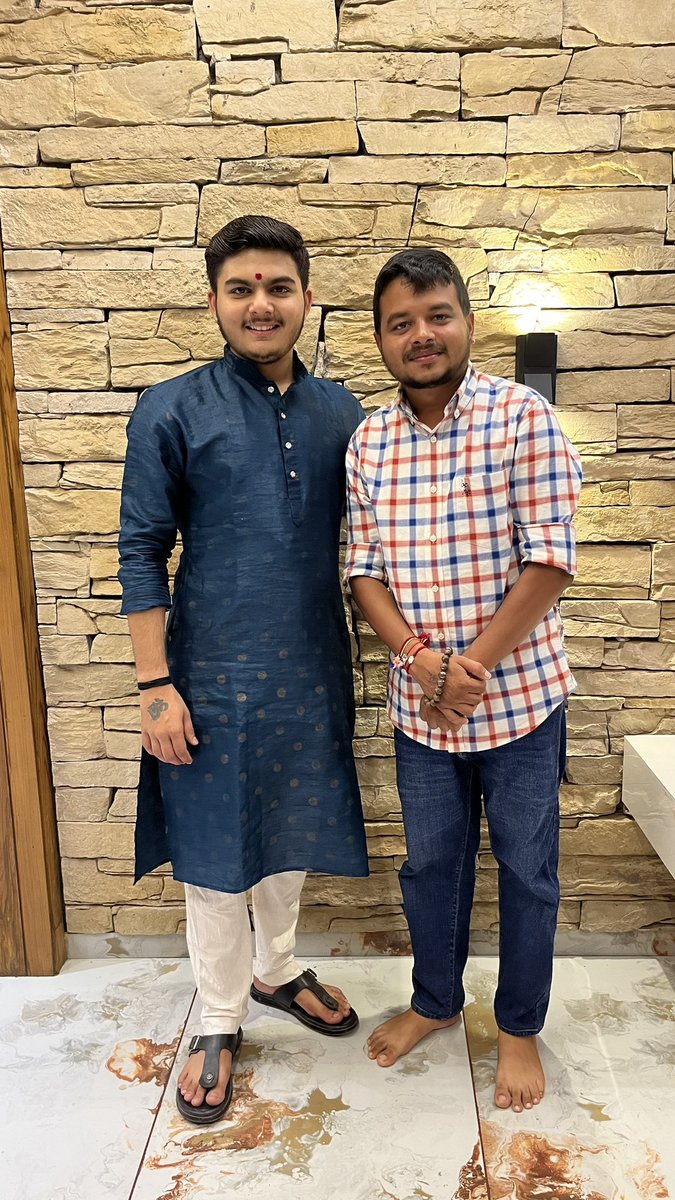 ARPIT_N_PATEL's tweet photo. सिरों को काटकर अपने,किया जब होम रावण ने,
दिया सब राज दुनियाँ का,दिलावर हो तो ऐसा हो, ||

તા - ૧૯-૮-૨૪
શ્રાવણ માસ નો ત્રીજો સોમવાર ઓમકારેશ્વર મહાદેવ ના સાનિધ્યમા

|| શંભુ ||
|| ॐ નમ: શિવાય || https://t.co/Eq94i1Bagr
