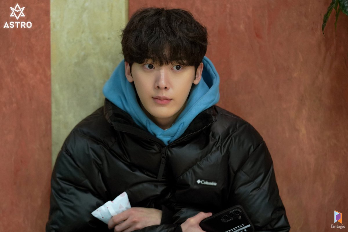 fantagiogroup's tweet photo. [#윤산하][포스트] K-막둥이의 일상

▶ https://t.co/SCjiY1qzwG

#네이버_포스트 #아스트로 #ASTRO #YOONSANHA #가족X멜로 #RomanceintheHouse https://t.co/8QpEggGs3p