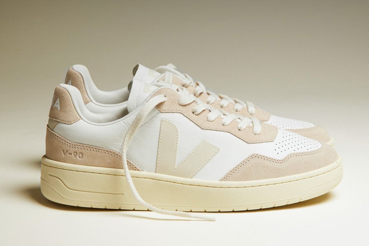 VEJA sneaker’larda %50 indirim mi? Evet evet, vitruta’da indirim dönemi başladı 👟

🔗 vitruta.com/collections/ve…