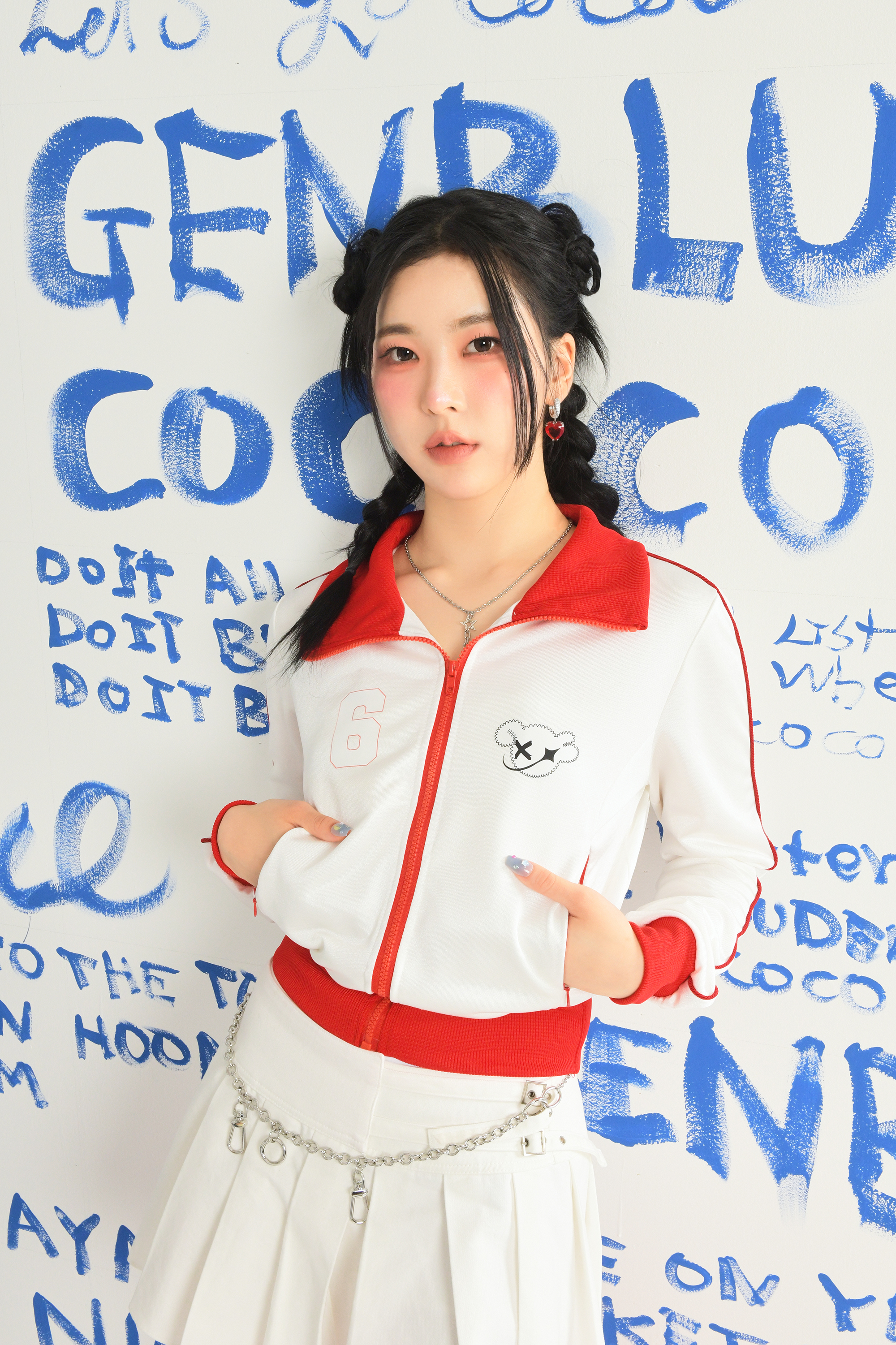 GVafNl9aYAABziS?format=jpg&name=4096x4096