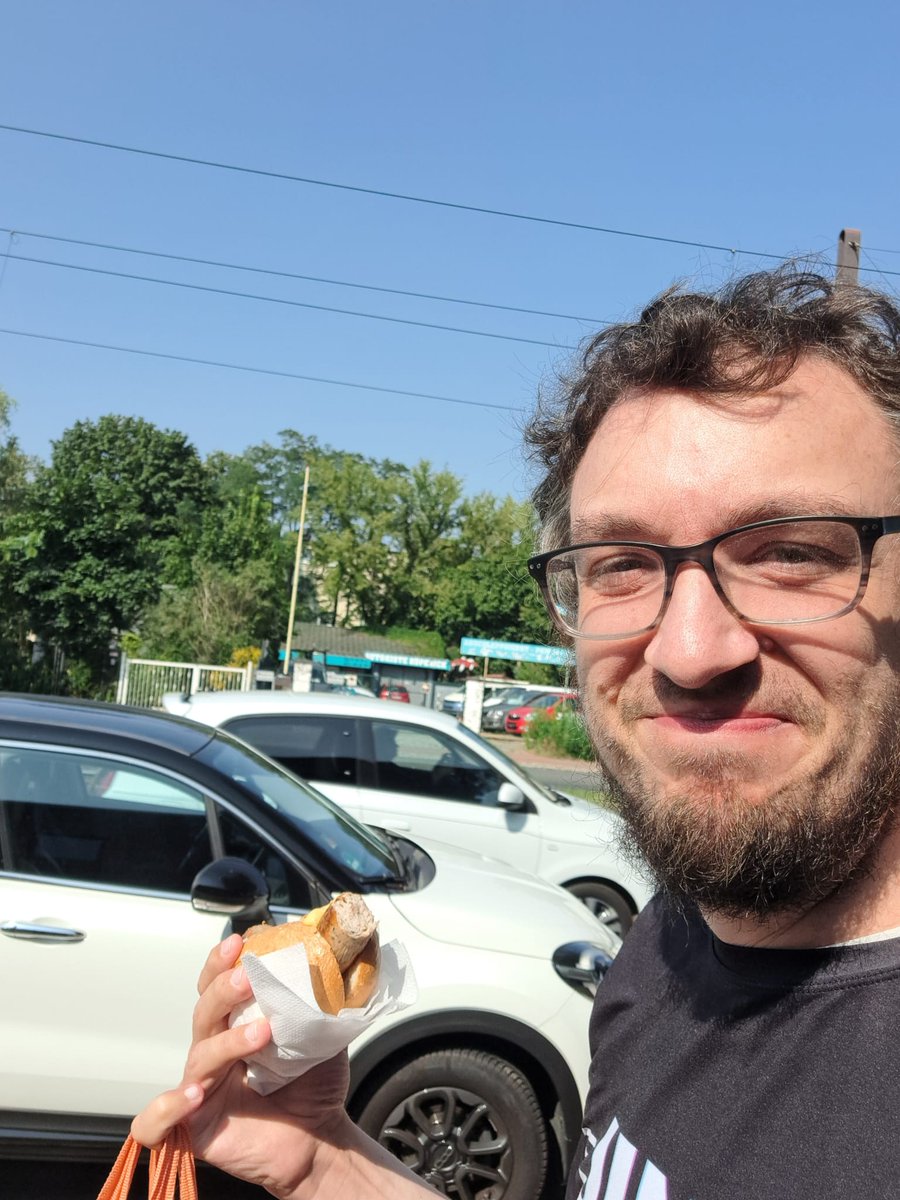 DoogleSports - Ich bin in Berlin tweet media