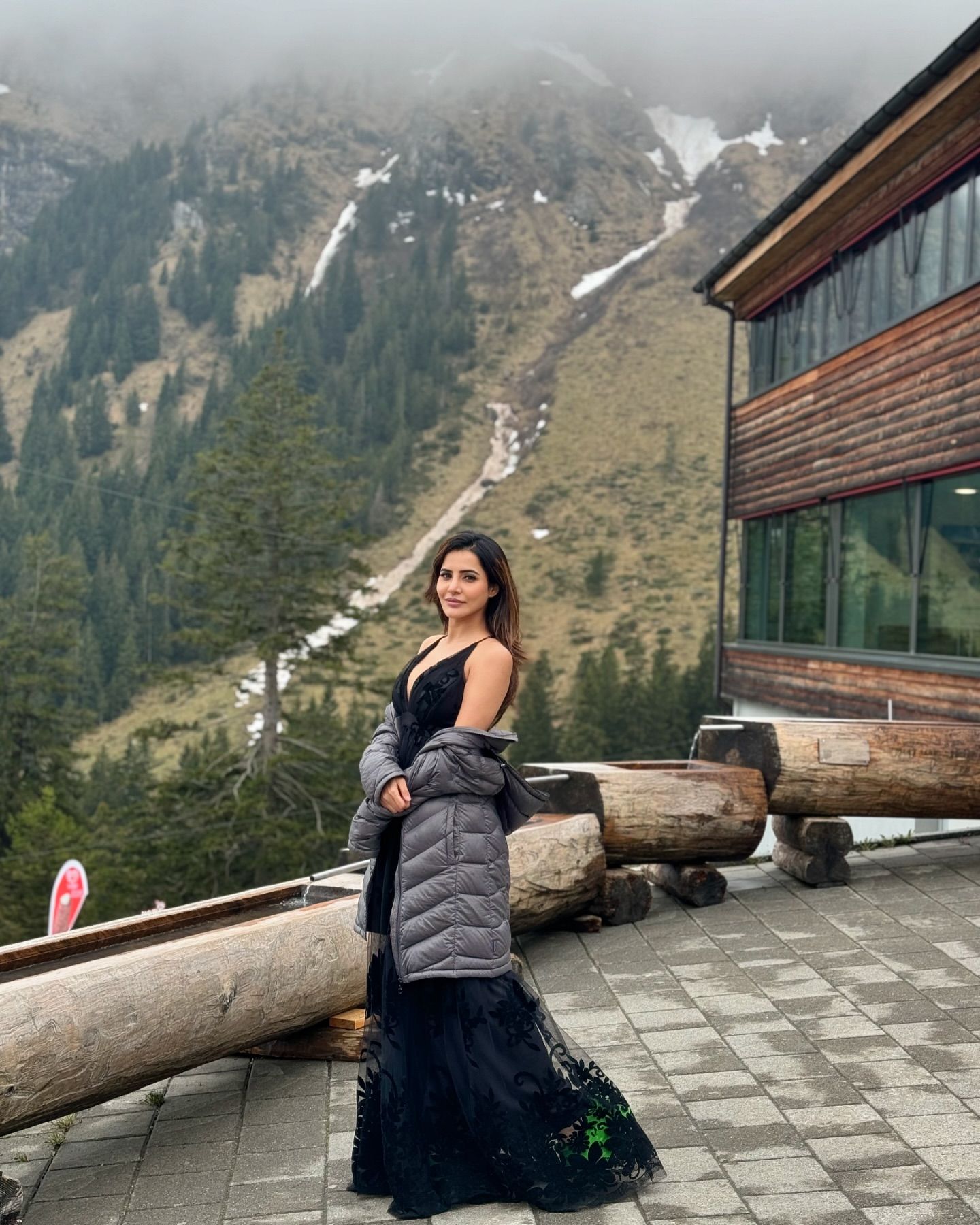 GVahoOkaMAA4MVy?format=jpg&name=large