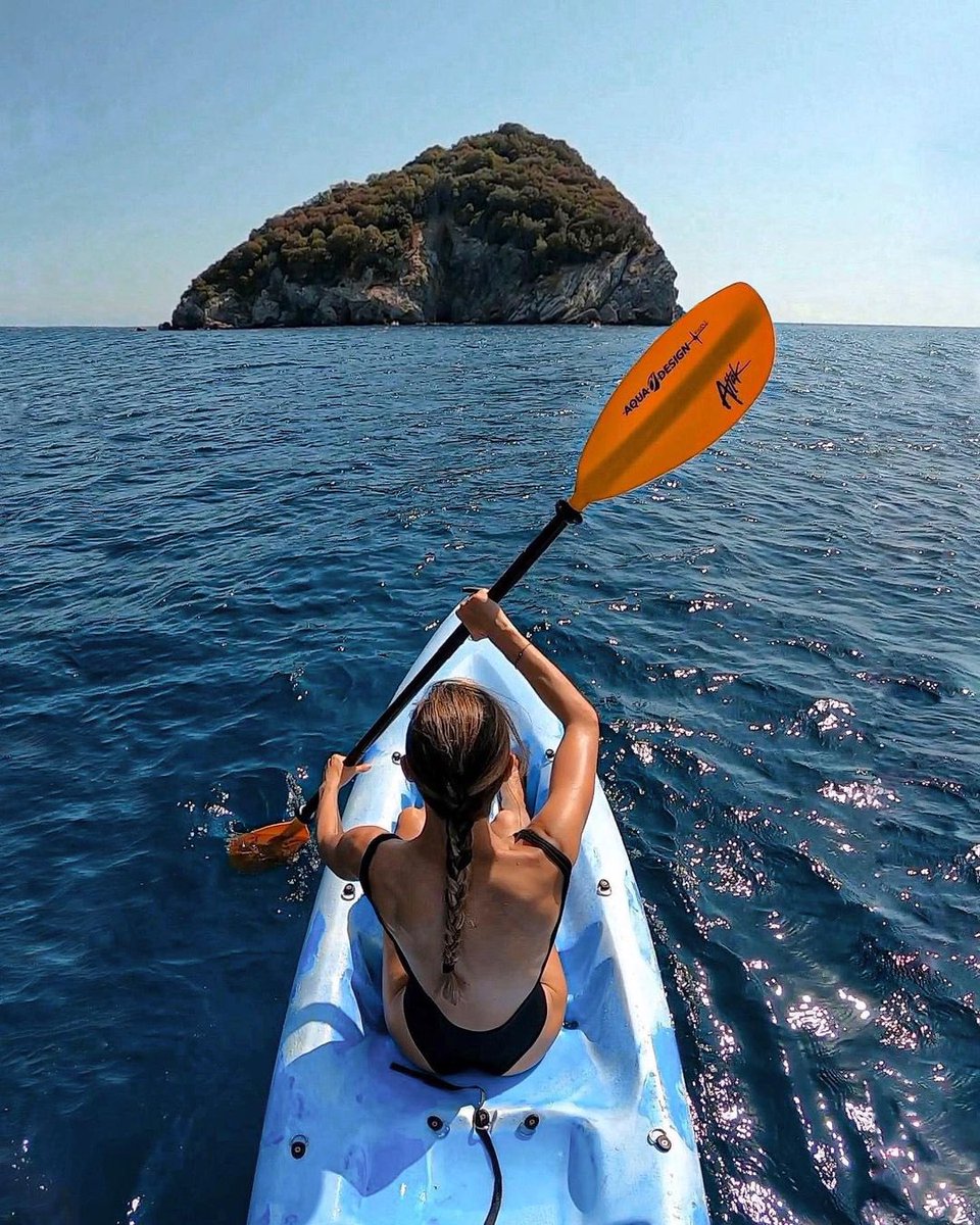 lamialiguria's tweet photo. 📸 In #Liguria ci sono luoghi perfetti in cui praticare #outdoor

📍Come l’Isola di #Bergeggi da raggiungere in canoa, le alture di #FinaleLigure da percorrere in bici e i #FortidiGenova da esplorare in un trekking panoramico 

📸 @martadimuro_ @reddy.gingerbready @katiabonchi https://t.co/mJv0Eudv19