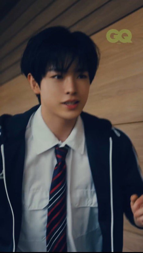 헥..
유우디 같이 가..
                                                     리꾸 빨리와
                                           오늘 회오리감자야