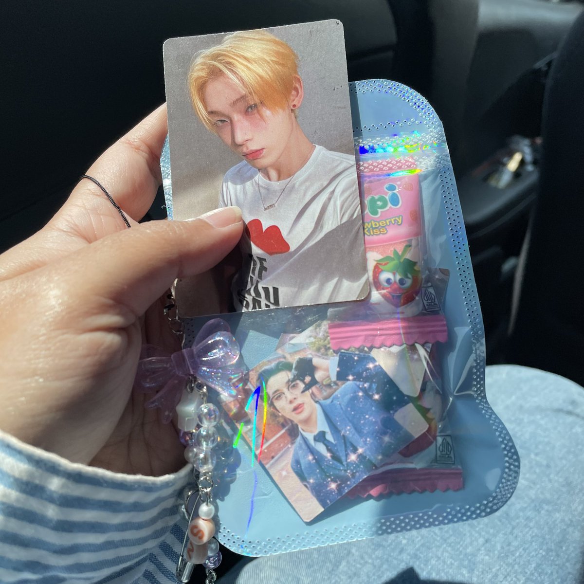 mybooissoo's tweet photo. appreaciation post for fairy freebies who's so cute and kind for giving me their lovely freebies ✨🫶🏻
@etaerielkv @ranxjen @thvmiela0709 @nrjayta @rockystarpen
#FATEPLUS_IN_JAKARTA_DAY2 https://t.co/F1BN2izVAd