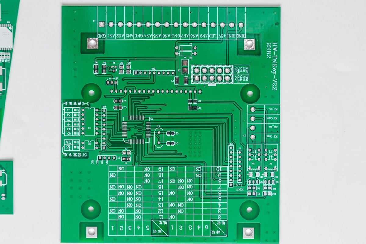 buy_pcb2566's tweet photo. 【PCBBUY Product】Delivering excellence with every layer! 🚀 PCBBUY's 4-layer HASL PCBs are designed for durability and performance, perfect for your next project. Discover the quality difference with PCBBUY.
Link to custom: https://t.co/QrB0Njcw5d
#PCB #HASL #PCBBUY https://t.co/GtLamhiH6T