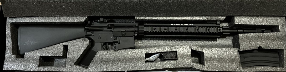 Rinji_k's tweet photo. PEACE COMBAT GAMES（@CombatPeace ）カスタムガンコンテストの賞品届きました！ #xboneairsoft さんのカスタム電動ガン!
固定ストックが実に構えやすい……🥰ありがとうございました😊
#サバゲー https://t.co/Me61G004Lg