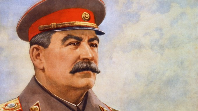 DrDaveSalisbury's tweet photo. @McFaul @realRonnieEvil @b_connerton We know this policy of hers (so far)...One of these favors #Soviet-style #PriceControls. The other is Josef Stalin. To be fair, he'd do the same had he not died years ago. #KamalaChameleon #Kamalanomics #CommandEconomy https://t.co/XrruzJSPqj