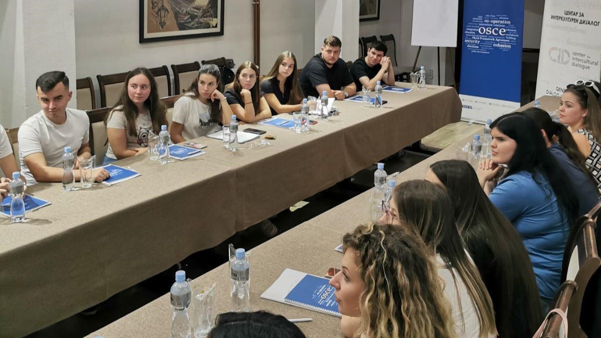 OSCE_Skopje's tweet photo. Youth Leadership Series 2.0 is off to a fantastic start🎉From team-building to conflict resolution, our participants are diving into engaging discussions and insightful learning moments. 🧠✨Stay tuned for more as we continue this journey with @cidmk https://t.co/j48w7pUy82