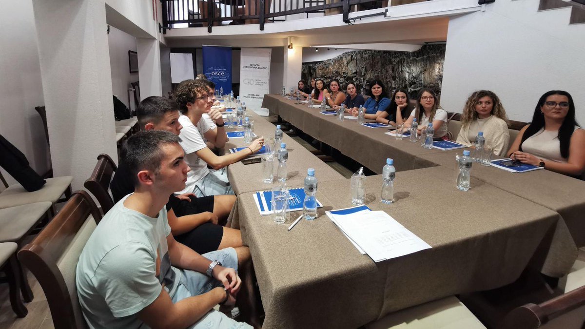 OSCE_Skopje's tweet photo. Youth Leadership Series 2.0 is off to a fantastic start🎉From team-building to conflict resolution, our participants are diving into engaging discussions and insightful learning moments. 🧠✨Stay tuned for more as we continue this journey with @cidmk https://t.co/j48w7pUy82