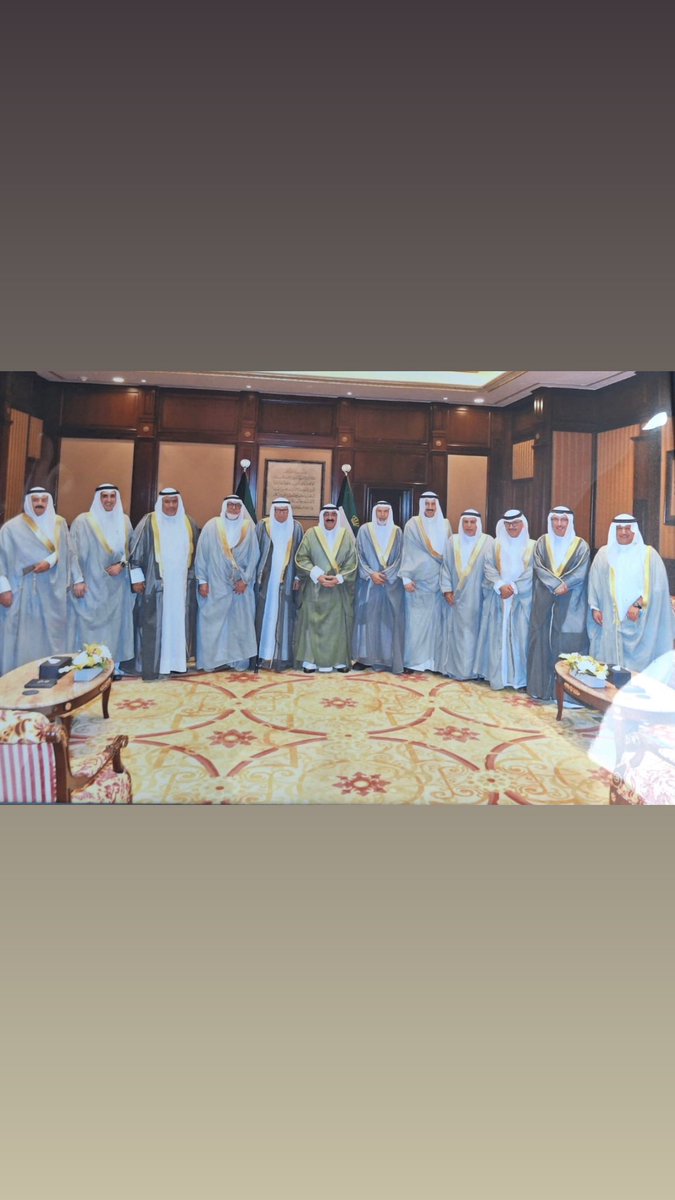 تشرفت عائلة العلاج في لقاء 
حضرة صاحب السمو أمير البلاد 
الشيخ : مشعل الأحمد الجابر الصباح 
حفظه الله في قصر بيان العامر