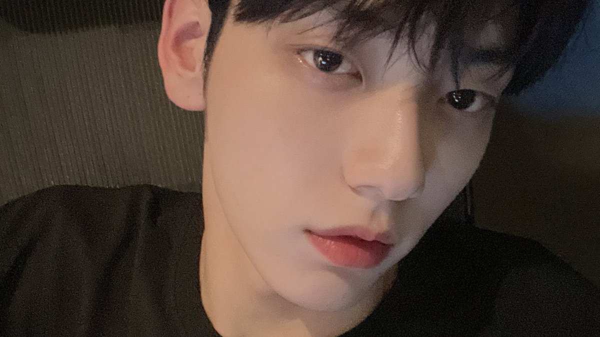 𝚄no de los lujos que me puedo 𝚍ar con esta pretty ♡ face &amp; m𝚢 pretty privilege 🧐 es ser de los primeros en oír e𝕝 #𝘞𝕌ᕈ෧𝕤𝐢𝑛𝖌𝐥𝐞, 𝕝o único que hice con 𝕝os comunes mortales es enterarme de que se llamará #𝔻𝖔𝖔·𝔻𝑜𝑜𝐦·ℂ𝘩𝐢ⲧ!!

𝑝eōple 𝑙ovǝs ⢷ ⋆ #𝚟enti