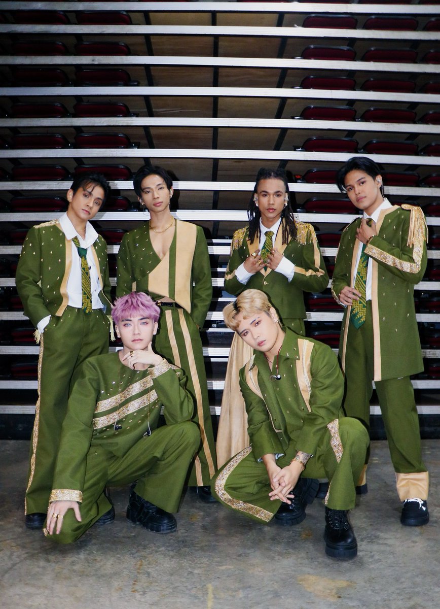 Official_ALAMAT's tweet photo. #ALAMAT HANDA 'RAP!

ALAMAT | WATSONS PLAYLIST— THE P-POP POWER CONCERT ❤️‍🔥

#WatsonsPlaylistAtMOAArena #ALAMAT #ALAMATxWatsons https://t.co/53wmjVEbSu