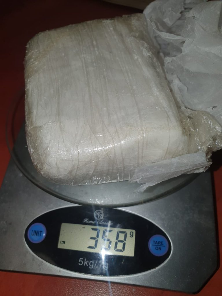A Nigerian national has been arrested by KZN organised crime police officers after being found in possession of drugs worth R500 000.  The stash of drugs were found in an apartment on Melbourne Road in Durban. Investigations are continuing .