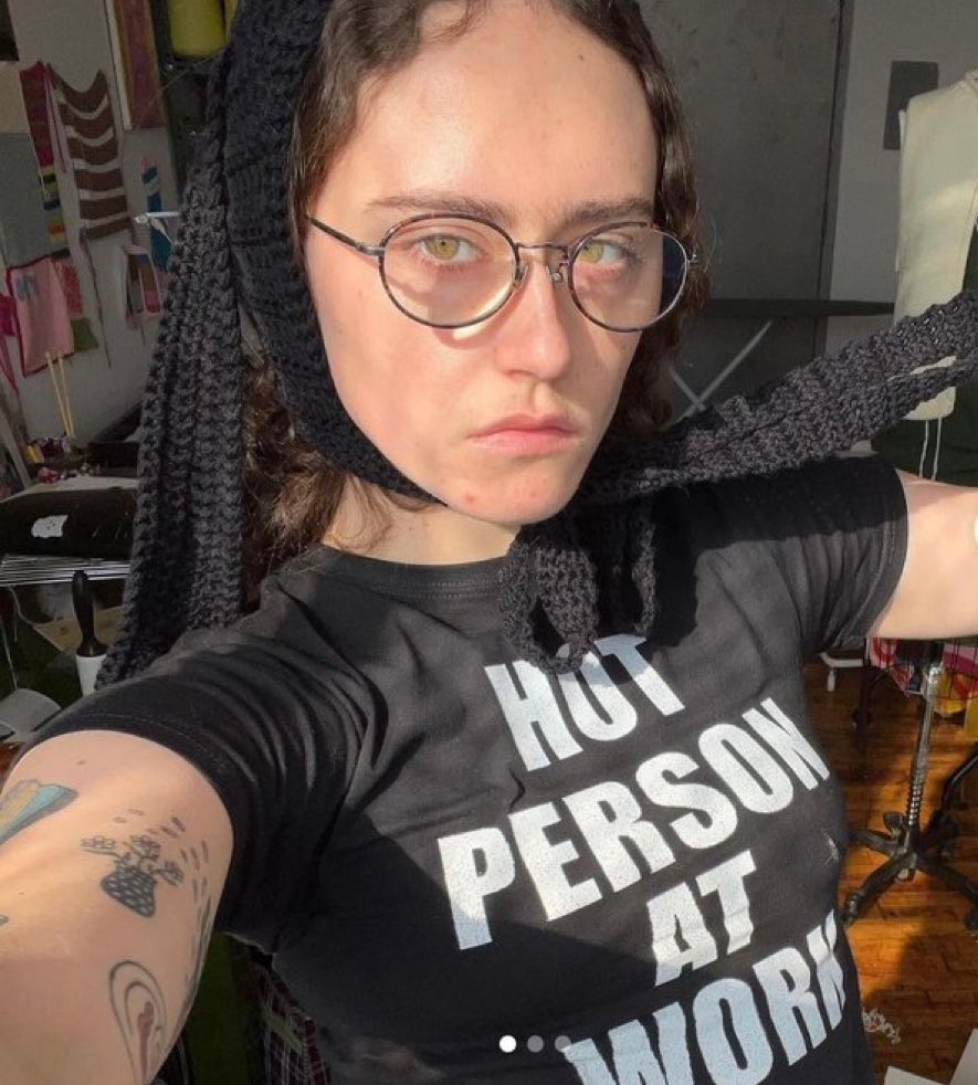 Oli London tweet media