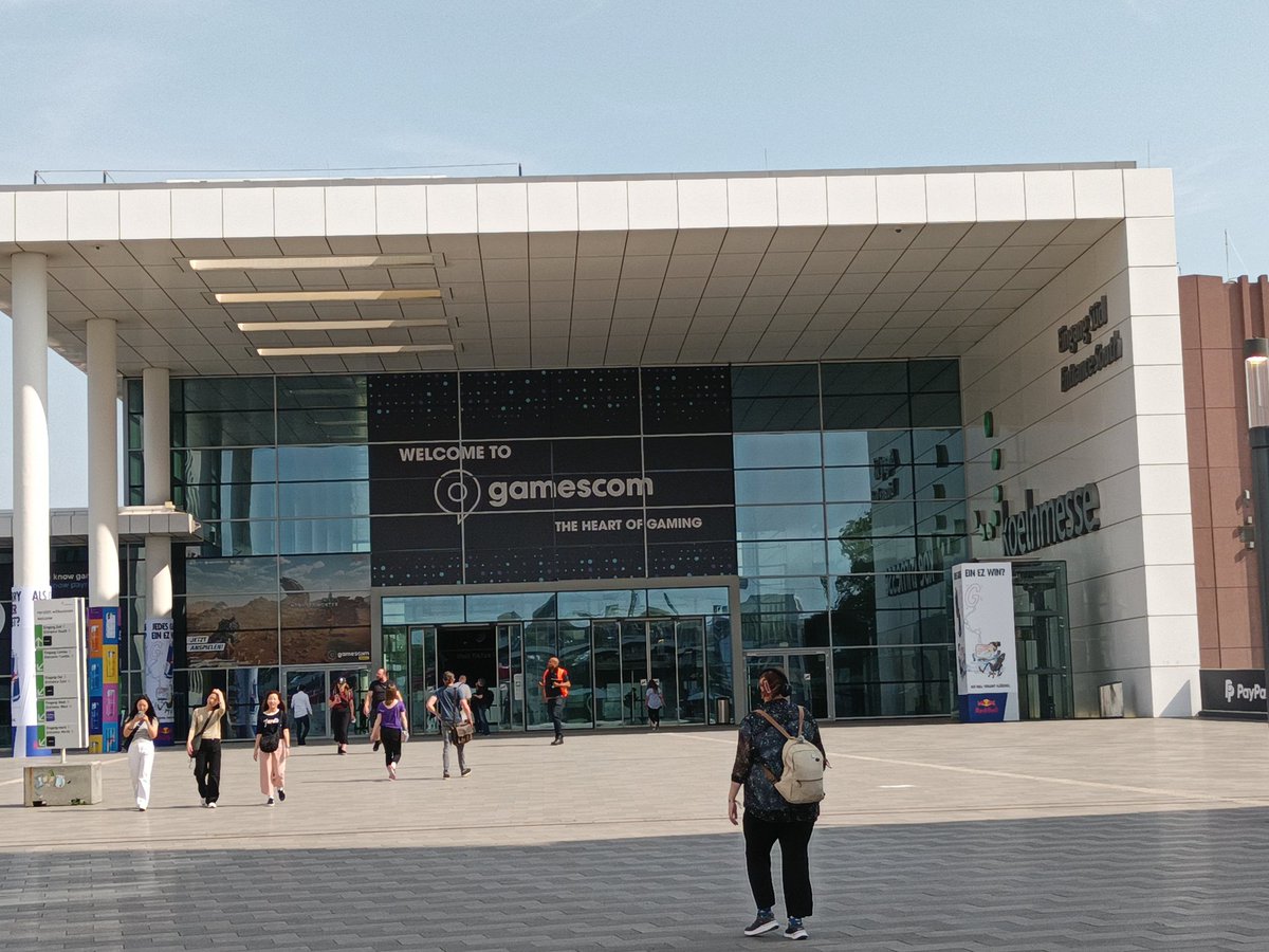 Der_C0mmander's tweet image. Guten Morgen/Mittag, Köln! Messeeingang-Check ✅ und ein leckeres Mittagessen im #TheAsh genossen. 
Absolut empfehlenswert!

Habt einen großartigen Tag und bleibt steifig!