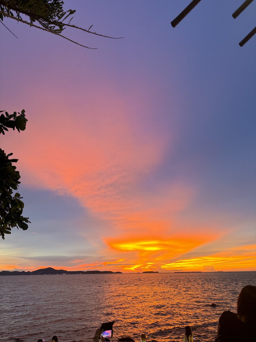 Pattya วิวตอนนี้สวยมาก แถวเขาพระตำหนัก ❤️