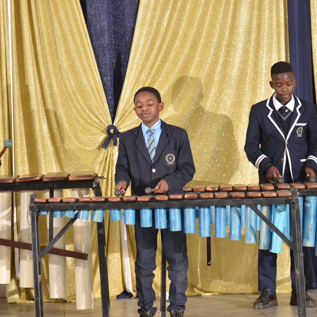 mtgs_schools's tweet photo. FLASHBACK to our unforgettable Winter Warmer concert!
Relive the magic of #WinterDiaries with us! 🎵✨
We're thrilled to share the highlights of our talented students' performances at the #WinterWarmerConcert, proudly presented by #MothertouchGroupOfSchools (#MTGS_Schools). https://t.co/sQkIl96twI