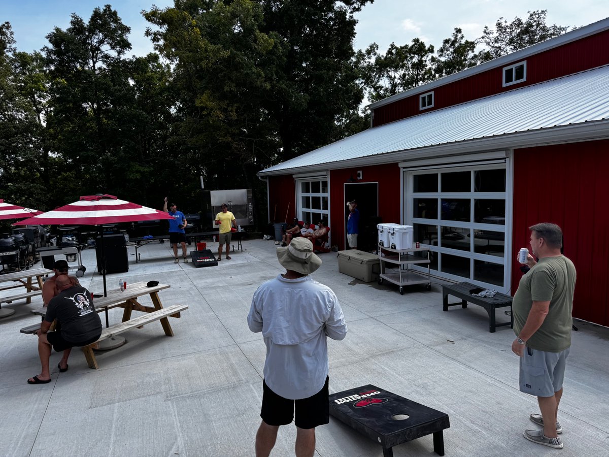E3RFoundation's tweet photo. Thanks to our friends at @operationbbqrelief for hosting a great event for our Vets!

#E3RanchFoundation #E3Foundation #OperationBBQRelief #VetsSupport #BBQCommunity #VeteransEvent #SupportOurVets #BBQForACause https://t.co/J6q0Hxh1SE