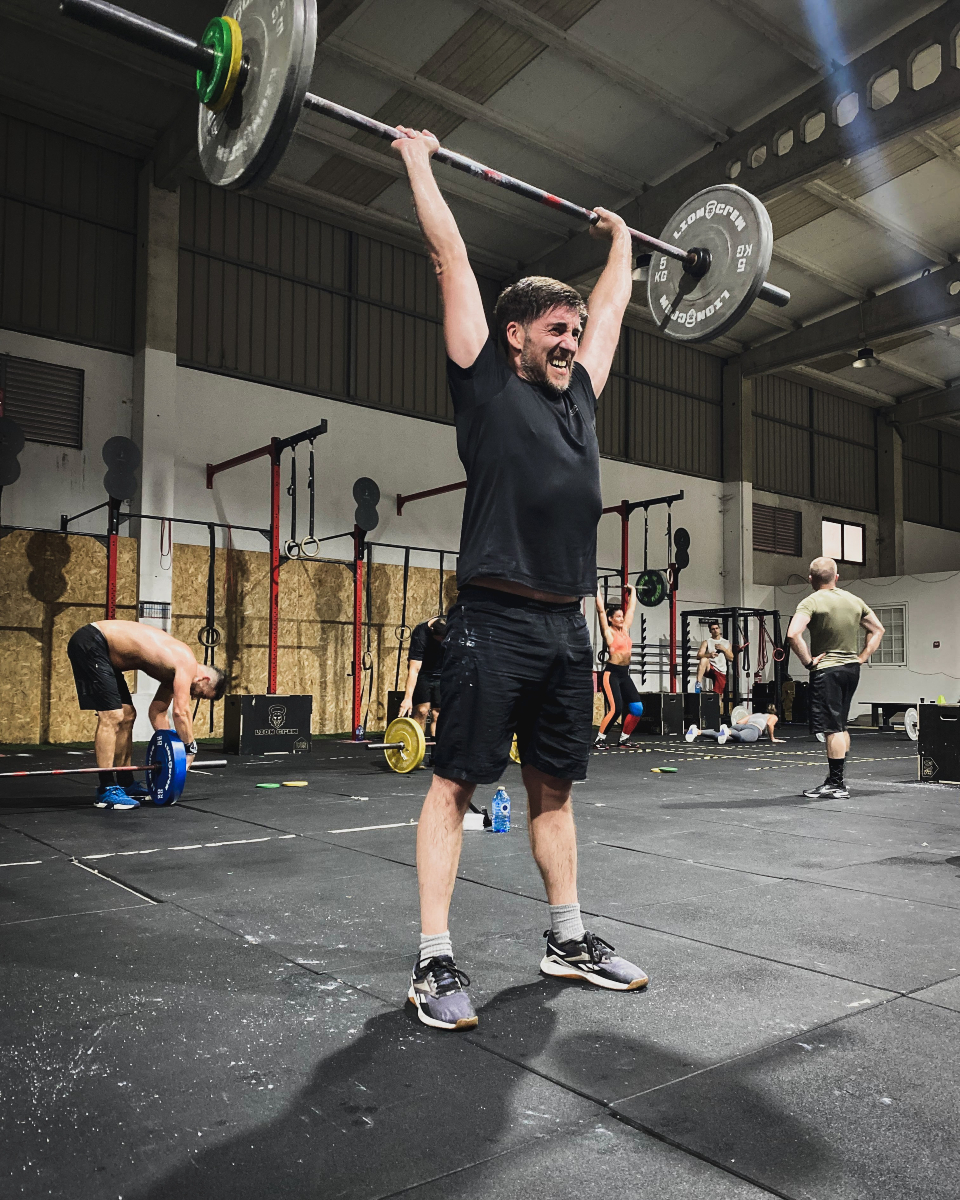 centaurusvigo's tweet photo. 🏋️‍♂️ El esfuerzo no se negocia, es el precio que pagas por cada meta que deseas alcanzar. A darlo todo Centaurus! 💪

#Vigo #CentaurusBox #Gimnasio #CrossTraining #fitness #gym #workout #fit #entrenamiento #wod #fitnessmotivation https://t.co/oiNzgNWDJ5