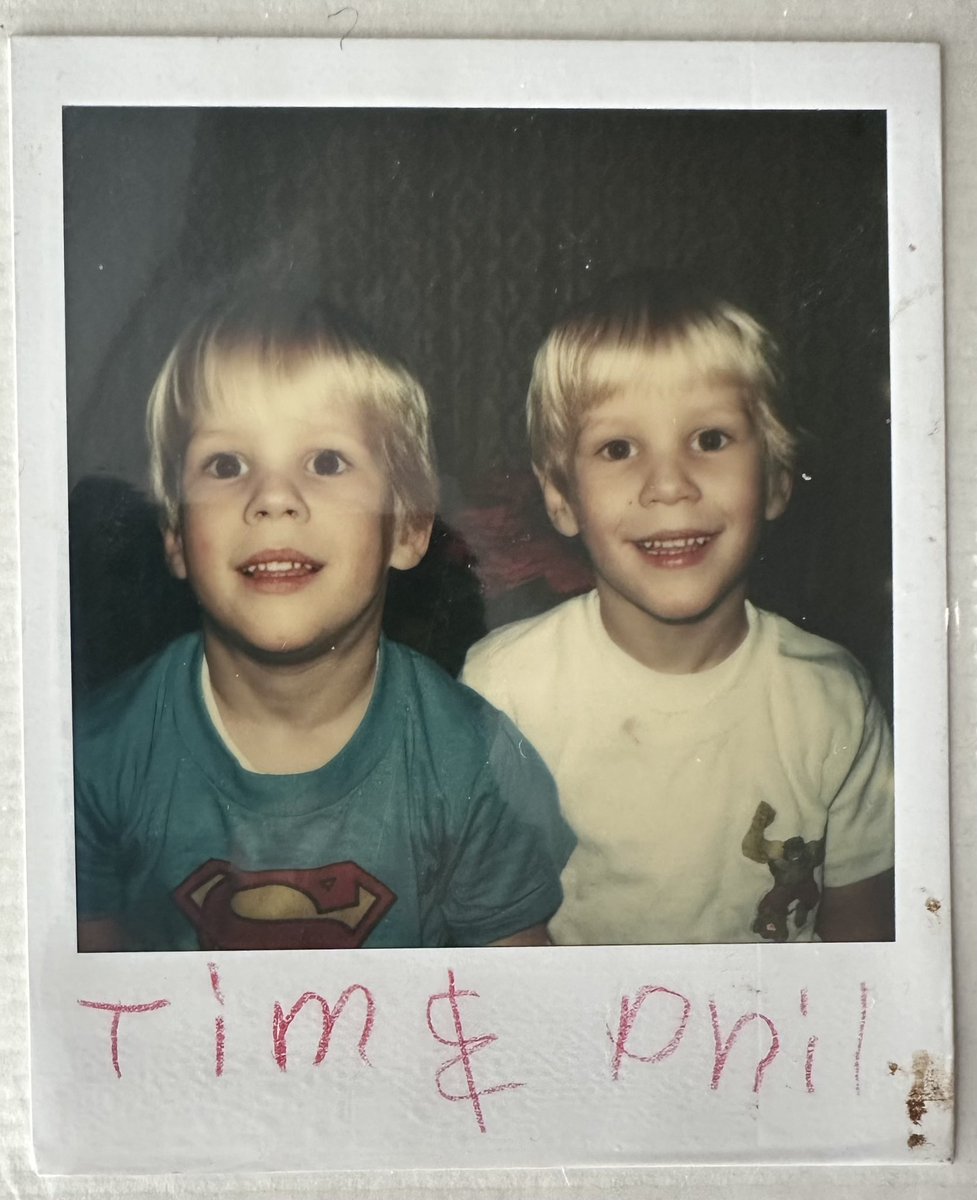 HanserothTwins's tweet photo. Track 5: Counting The Days
This is a piece of the truth about life on the road. Sometimes, the downside is a little louder - and it tracks you down. It’s mostly beautiful all the time and I wouldn’t trade this life and its gifts for anything in the world. https://t.co/qgNw7NlJdY