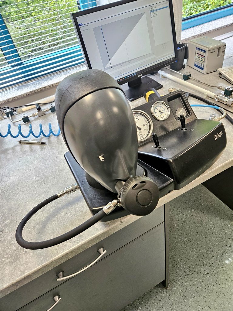 Tim Knopf tweet media