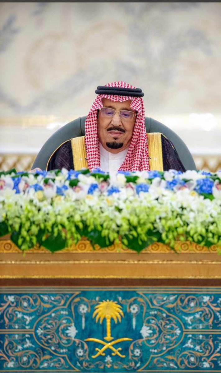 azeez7079's tweet photo. سيدي #خادم_الحرمين_الشريفين الملك #سلمان_بن_عبدالعزيز حفظه الله ورعاه يرأس جلسة #مجلس_الوزراء اليوم https://t.co/2QcTAFtYqj