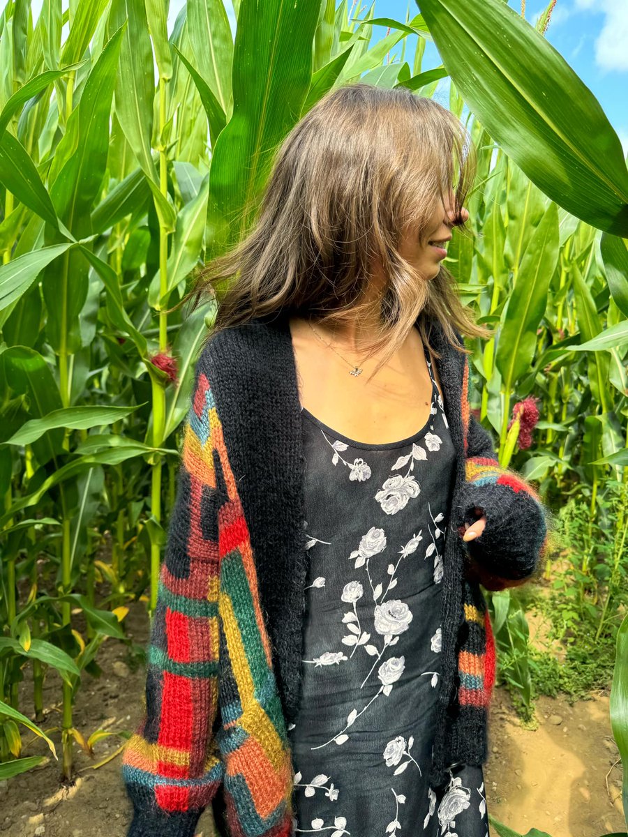 slushvintage's tweet photo. Some vintage cardigans have just dropped https://t.co/pFlQOvqxMW #slushvintage
#vintageknitwear #vintagecardigan #sweaterweather #whimsigoth #cottagecore #vintagejumper #vintageshop #90svintage #dopaminedressing https://t.co/zG6zknQwOr