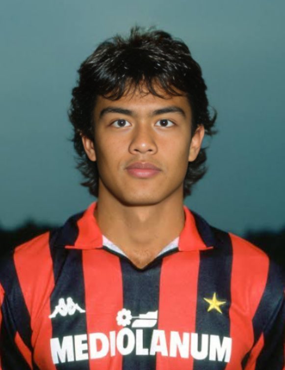 Satu Milanisti Disakiti, Maka Jutaaan Milanisti juga akan merasakan sakit itu!!

Milanisti bersama Arhan