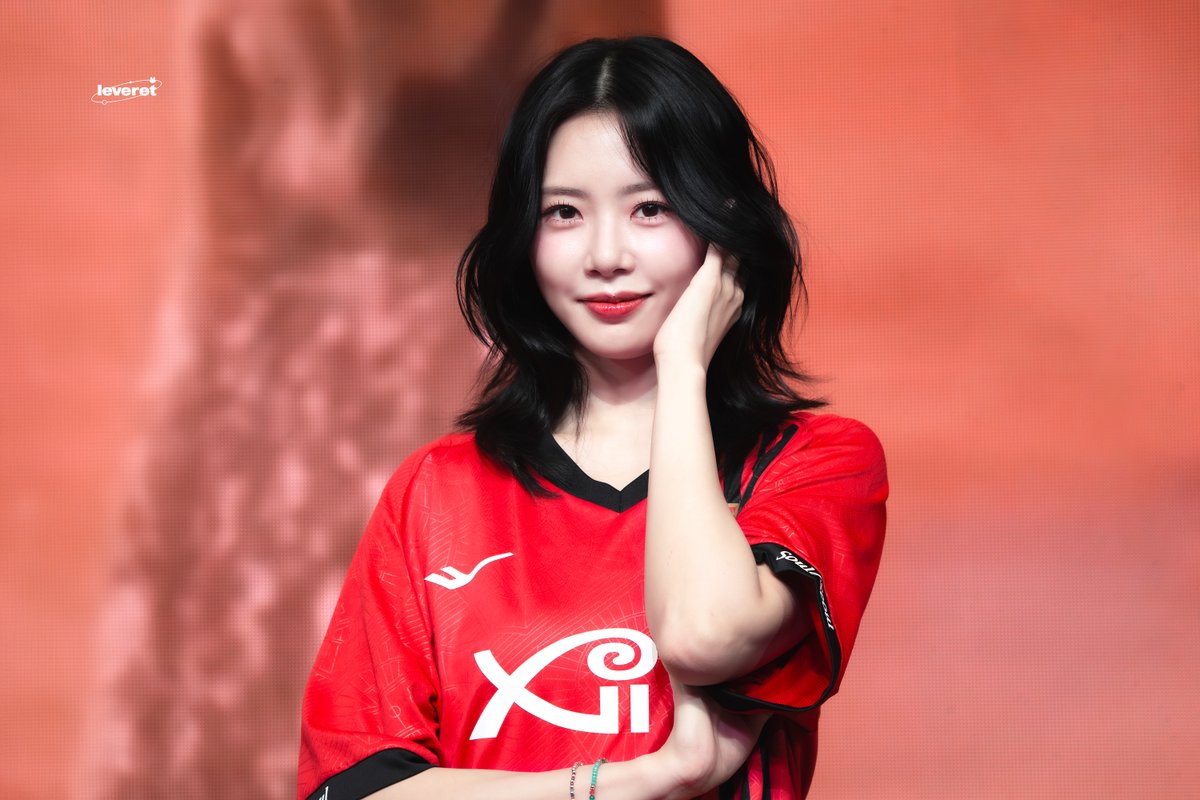 240809

#드림캐쳐 #Dreamcatcher #지유 #JIU