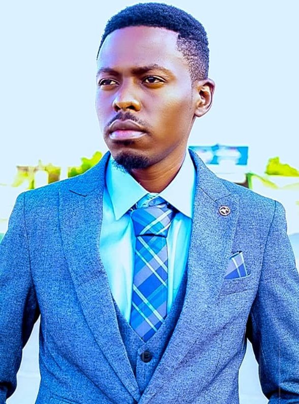 Thereal_taivina's tweet photo. Haya Mambo sikiaga tu kwa watu yasikukute🙌🙌 https://t.co/EVvHRbhBnV