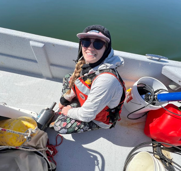 NewEngCollege's tweet photo. 🌊🔬 New England College #MarineBiology students dove into an extraordinary field experience at @UMaineDMC! 🐠🌿 They explored the wonders of three distinct marine habitats: the rocky intertidal zone, mudflats, and an estuary! 🔍🌊 #LiveWhatYouLearn https://t.co/6sLNxxQVip