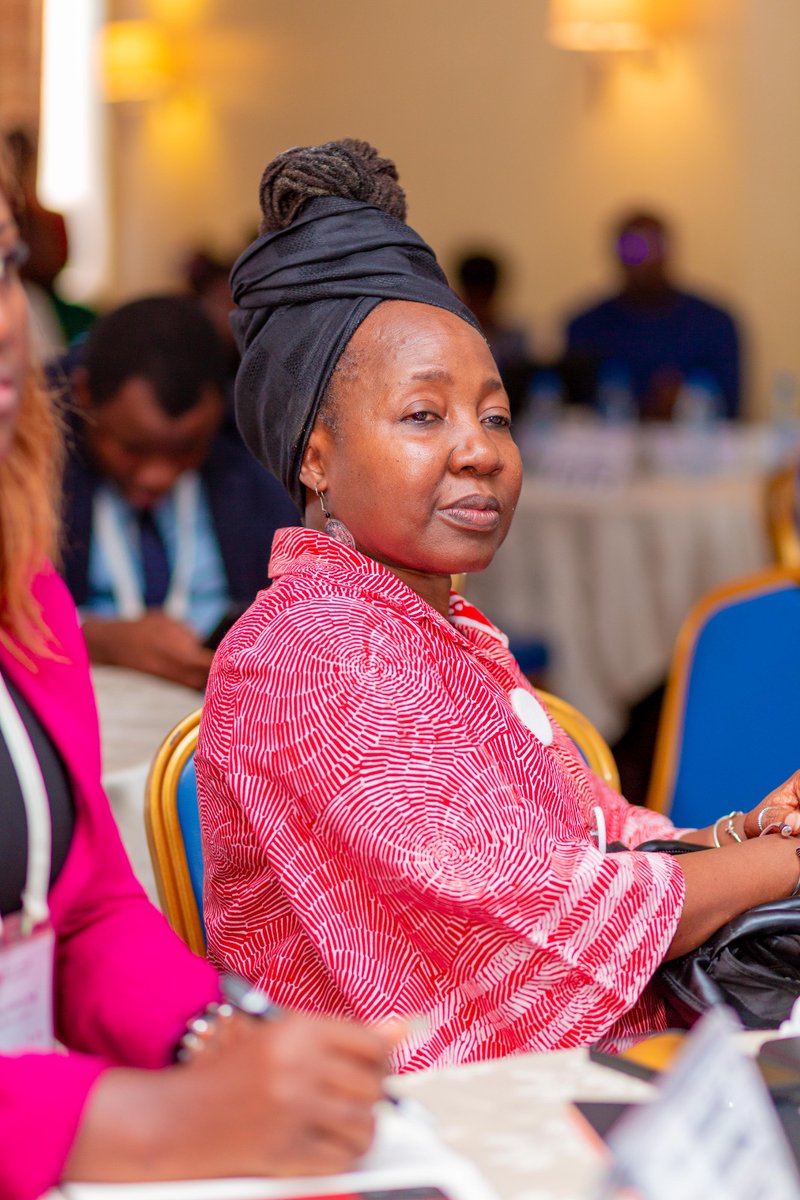 NkafuPolicyInst's tweet photo. En matière de plaidoyer, vous avez besoin de personnes, plus que d’argent – @KahWalla.
#ESLP2024 #ECCASThinkTanks #CentralAfricaThinkTankForum #LeaderhipProgram https://t.co/9BEHQmRzYc