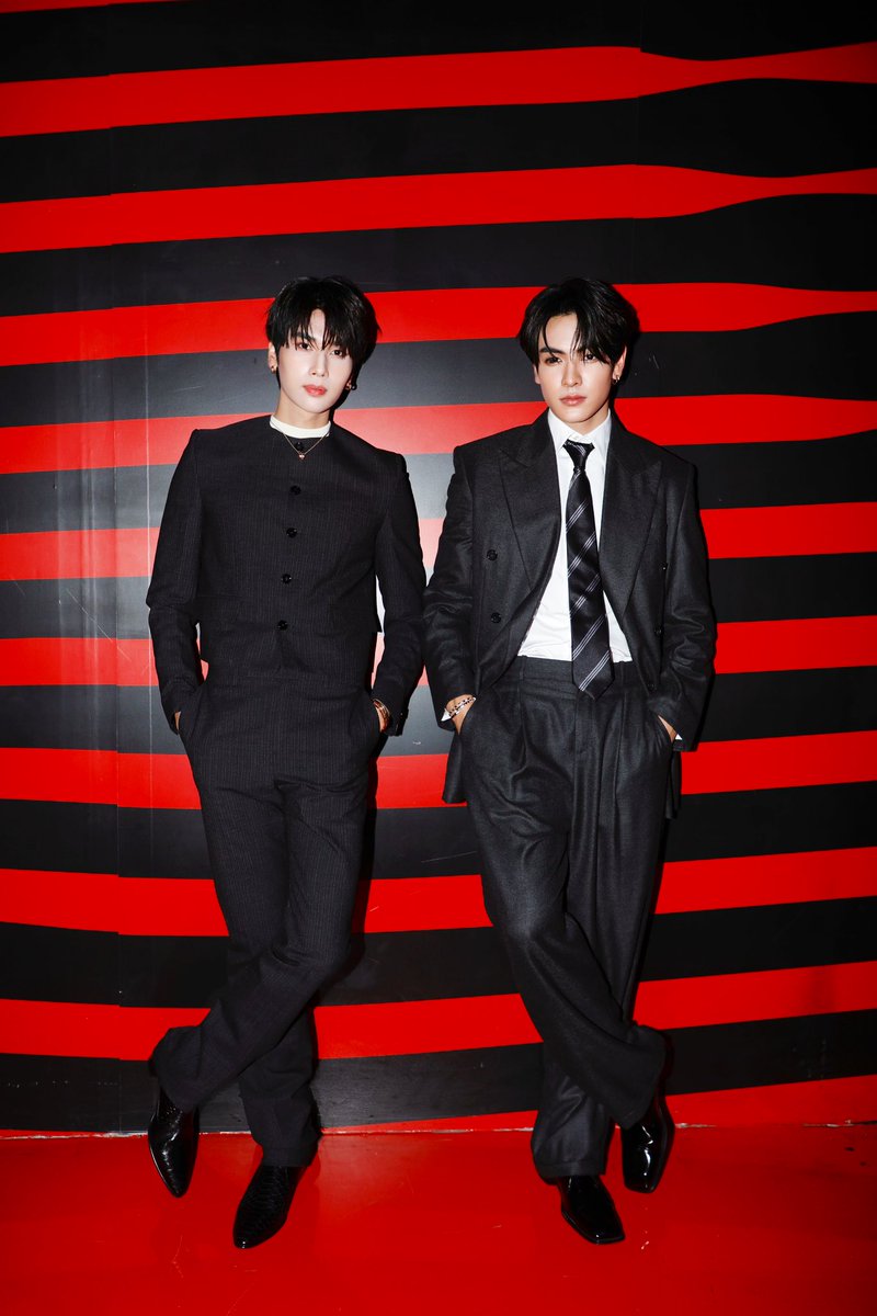 ChenRcj's tweet photo. เสียงปอน : ติดเเกลมมากพวกมึงอ่ะ https://t.co/HmwFJDq9Kx