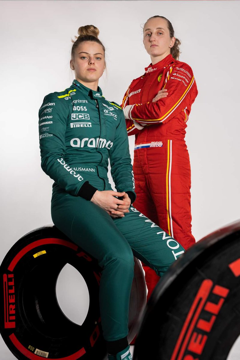 remco_v_eldik's tweet photo. Summer break is over for F1 Academy!
#Hausmann #Weug #Pin #Prema
#AstonMartin #Ferrari #Mercedes
@AstonMartinF1 @ScuderiaFerrari
@MercedesAMGF1 @PREMA_Team
#DutchGP #F1Academy #Zandvoort 🏎️ https://t.co/L3AM0YsmUO