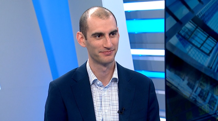 Last week <a href="/BenjaminKleinBW/">Benjamin Klein</a> was on BNN's The Close discussing telecoms, watch here. okt.to/TNgX3f