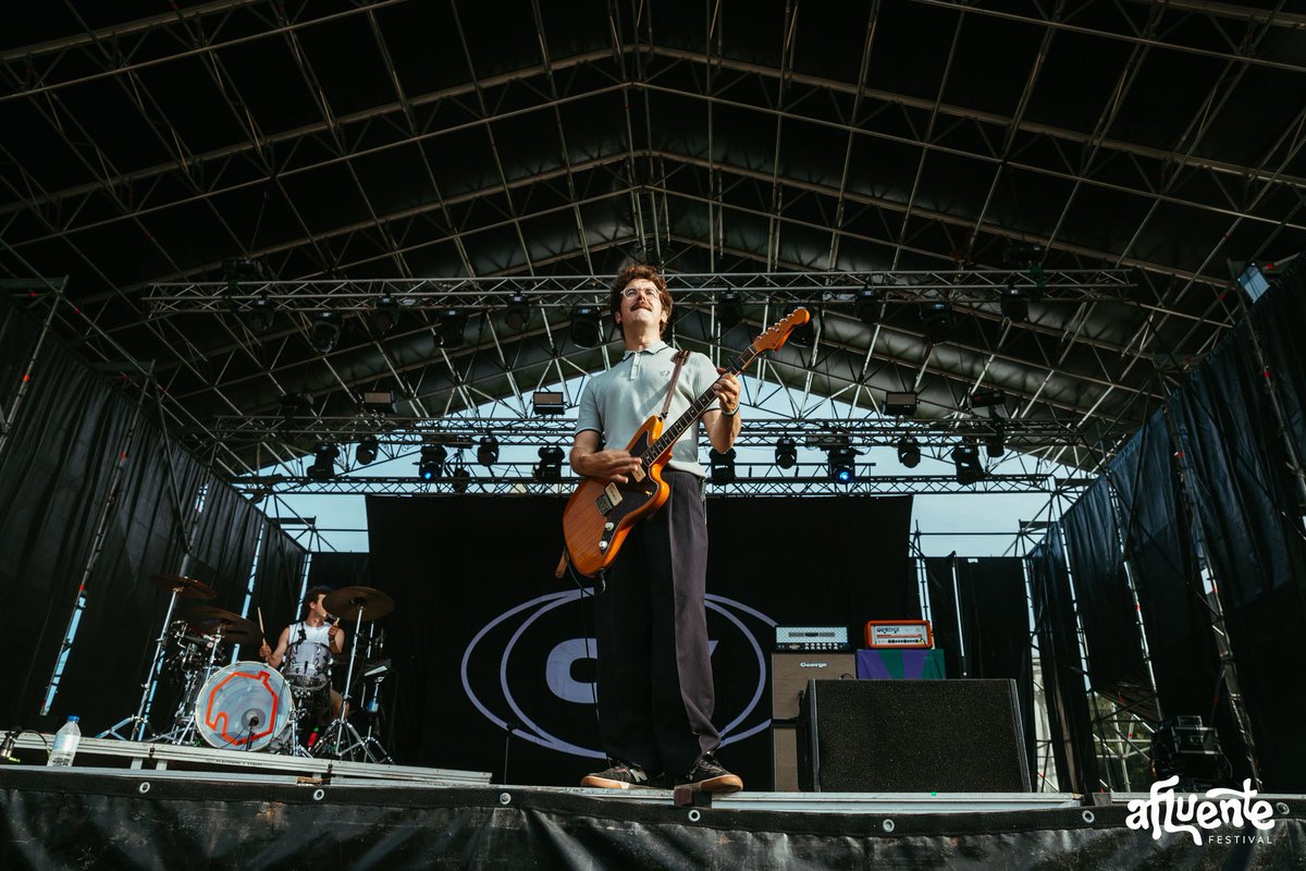 afluentefest's tweet photo. @CalaVento x Afluente Festival 2024 🫂

📸 @Sombraontherocks e @mariapol_com 

🎟️ Abonos Afluente Festival 2025 a prezo de oferta de lanzamento en https://t.co/UcuvirOnFY https://t.co/Swwv0OG2Vl