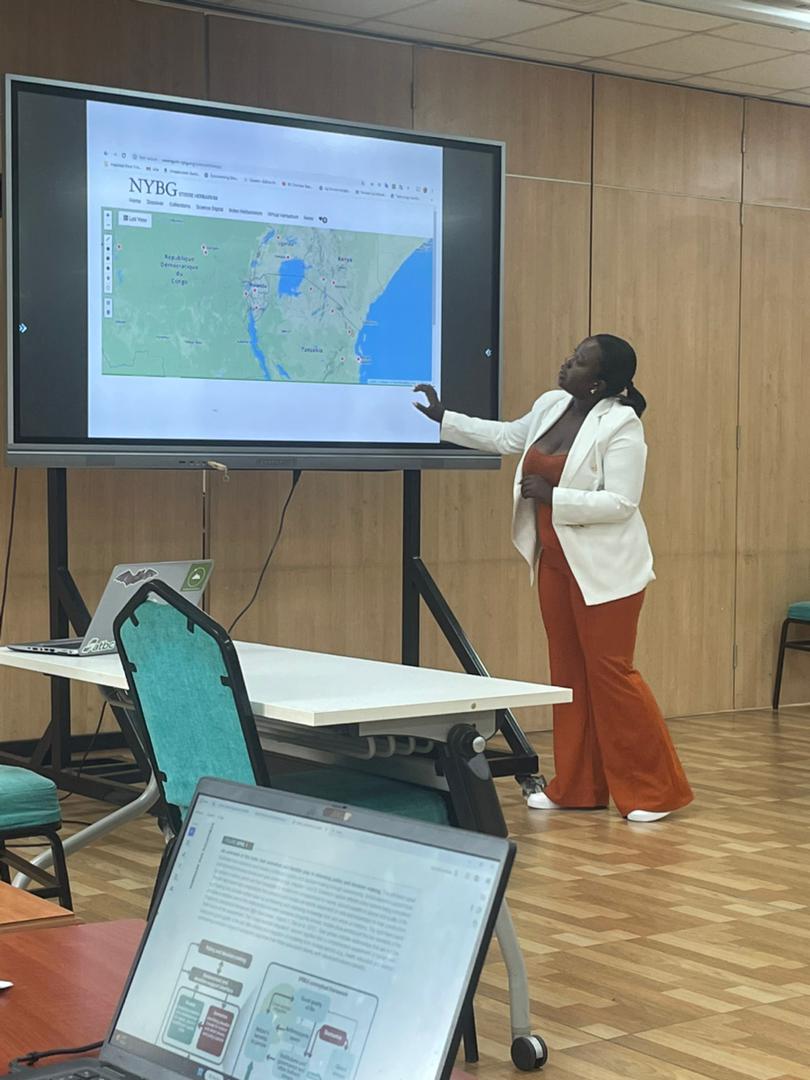 📡UPDATES📡
The <a href="/CoEBrwanda/">Center of Excellence in Biodiversity & NRM</a> team from <a href="/Uni_Rwanda/">University of Rwanda</a>  is gaining valuable insights at a training on developing guiding information tools for biodiversity sustainable management.  This training, organized by #MoE, #RFA &amp; #IUCN under the #COMBIOproject.