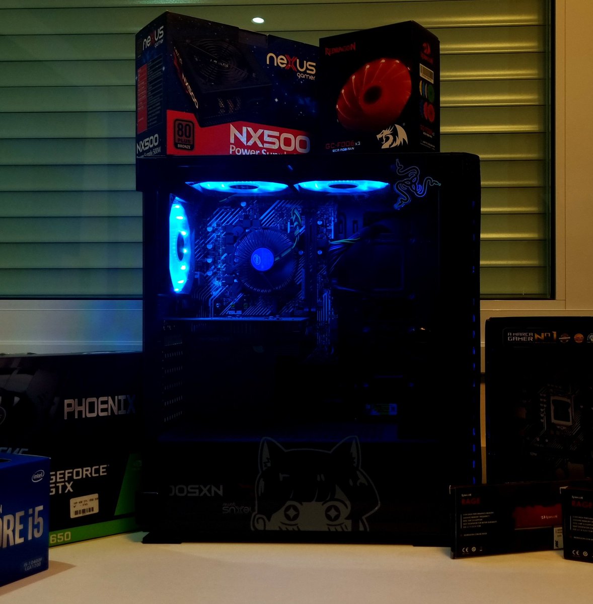 Pessoal, tô vendendo um PC Gamer pouco usado; se tiver interesse, me chama na direct!
As especificações dele estão logo abaixo:

- GTX 1650 4GB;
- Intel I5 10400F;
- 16GB Ram 3200Mhz;
- 500GB HD;
- Fonte de 500W 80+ Bronze;
- Gabinete + 6 Ventoinhas RGB.

R$2.650,00