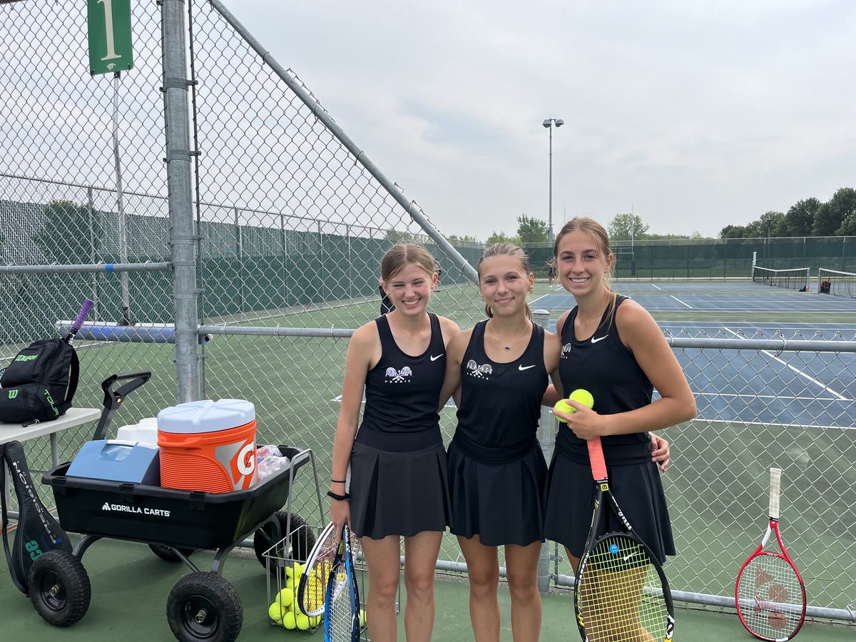 ChrisSonju's tweet photo. Tennis happening at GSL and even a little maintenance help!!  Great day!! https://t.co/2i6UkFQFbM