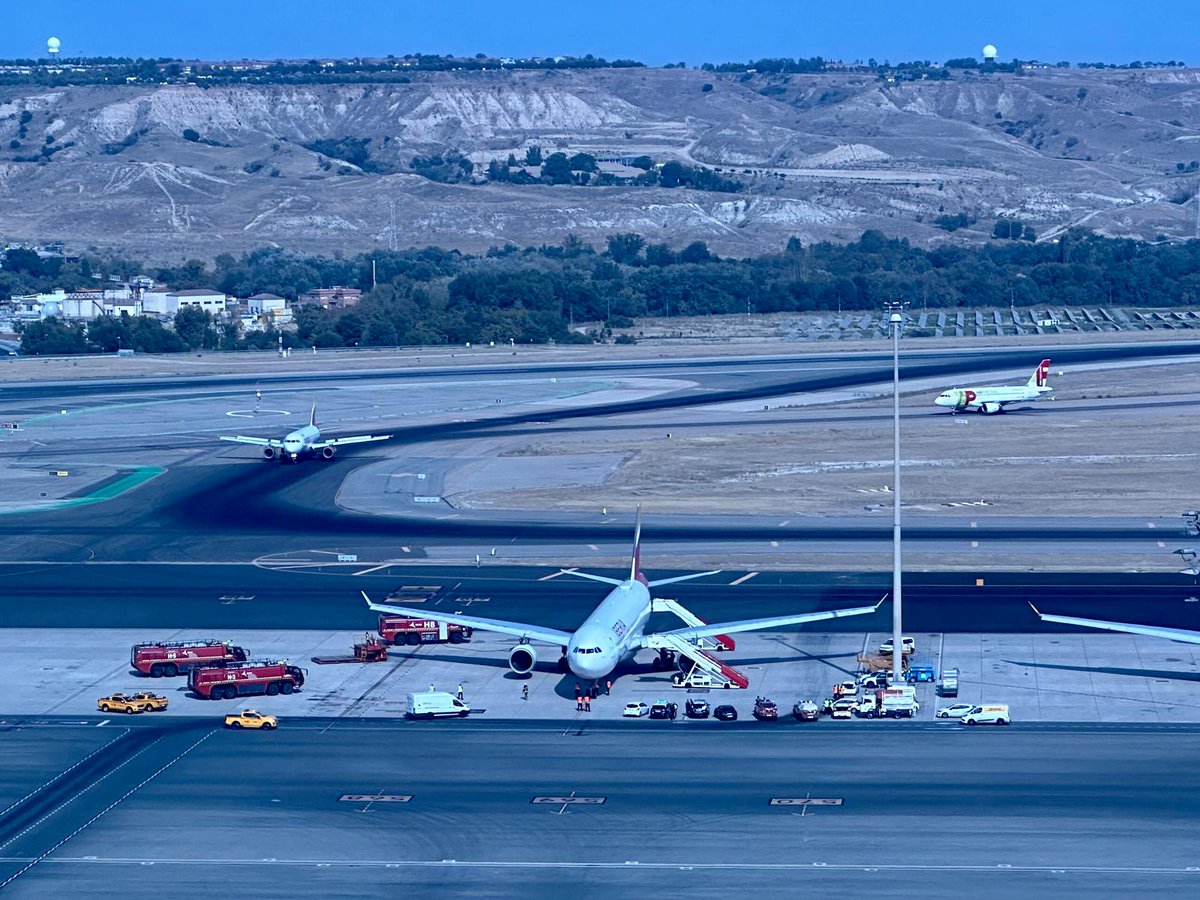 😉Controladores Aéreos 🇪🇸 tweet media