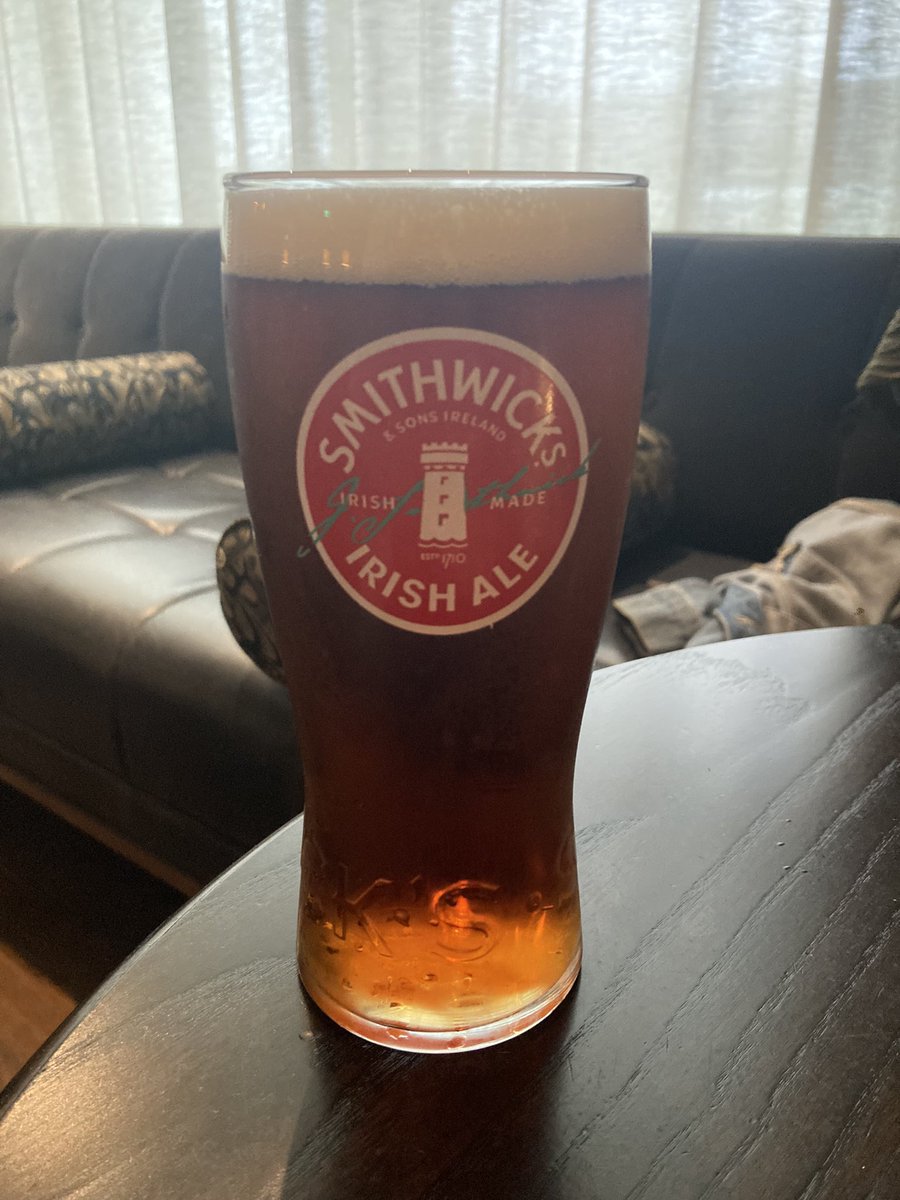 Pint of ale from the G Hotel, Galway. This looked promising with its strong head however this had a terrible smell and taste to it. Only managed to drink half of it before I decided I couldn’t drink anymore. Brutal pint at a cost of €7.

Rating: 2/10